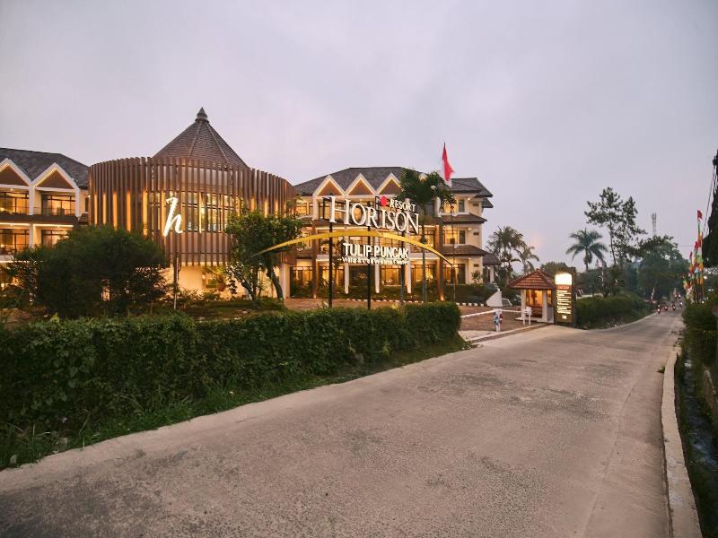 Horison Resort Tulip Puncak image