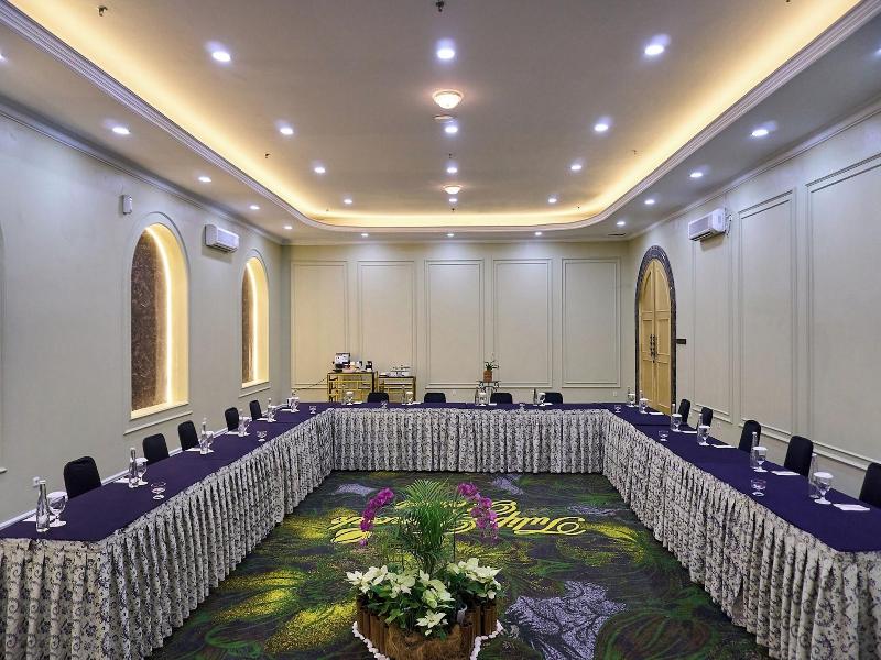 Horison Resort Tulip Puncak image