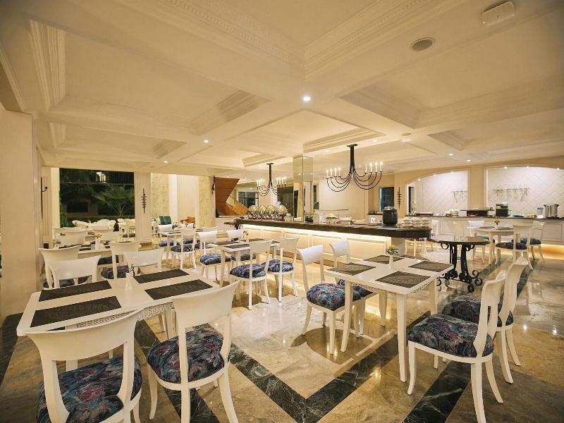 Horison Resort Tulip Puncak image