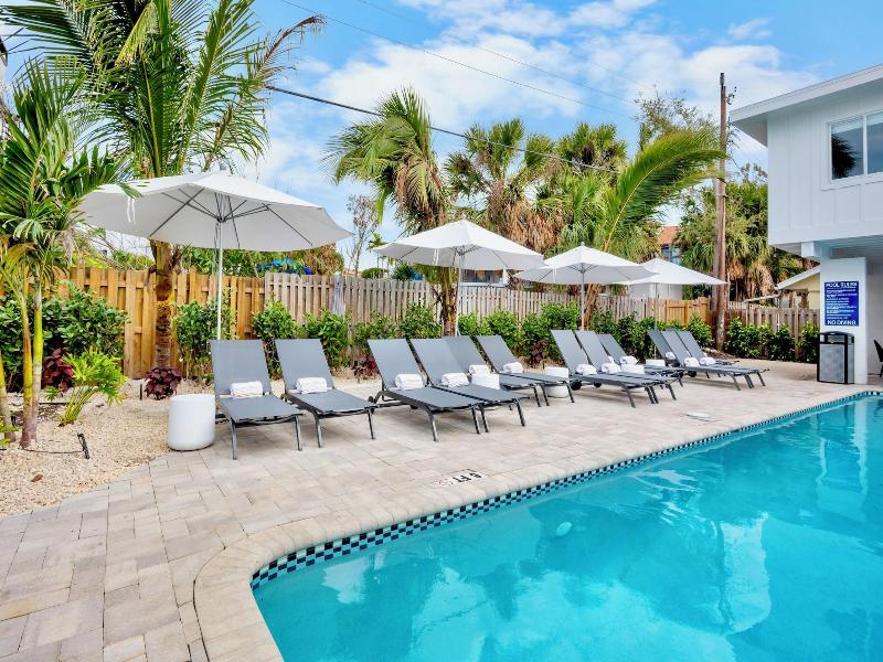 Azul Resort Siesta Key image