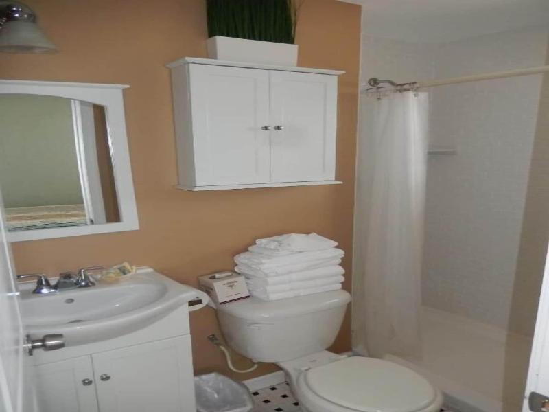 Sifting Sands Motel image