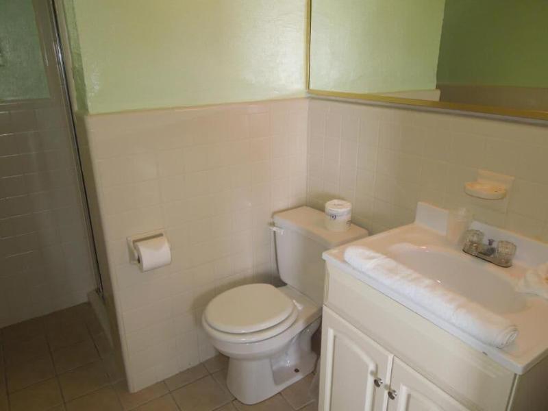Sifting Sands Motel image