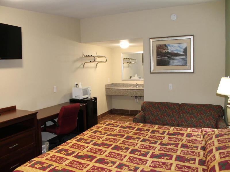 American Inn Suites image