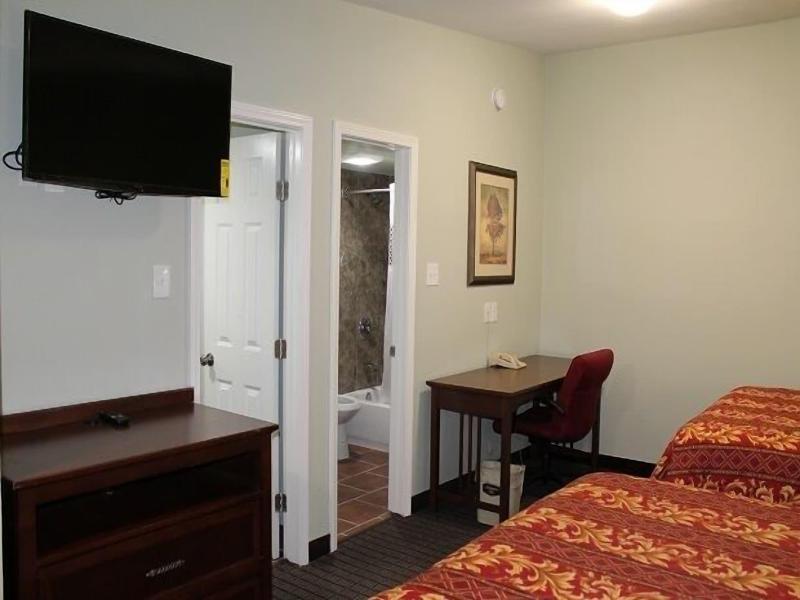 American Inn Suites image