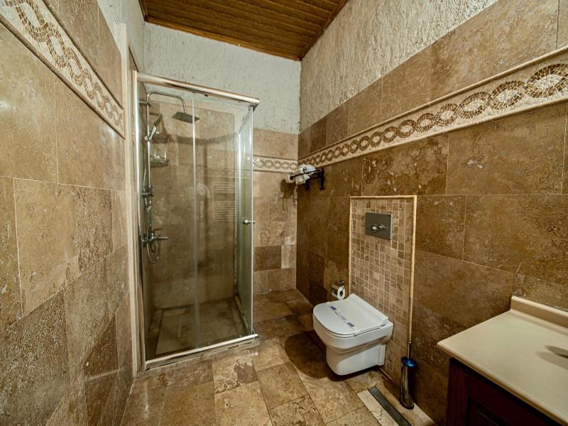 Chelebi Cave House image