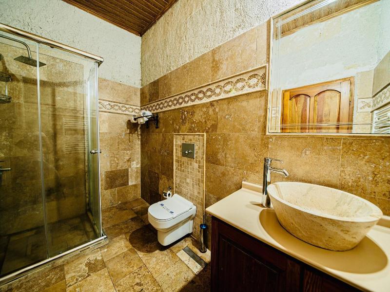 Chelebi Cave House image