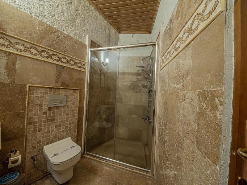 Chelebi Cave House image