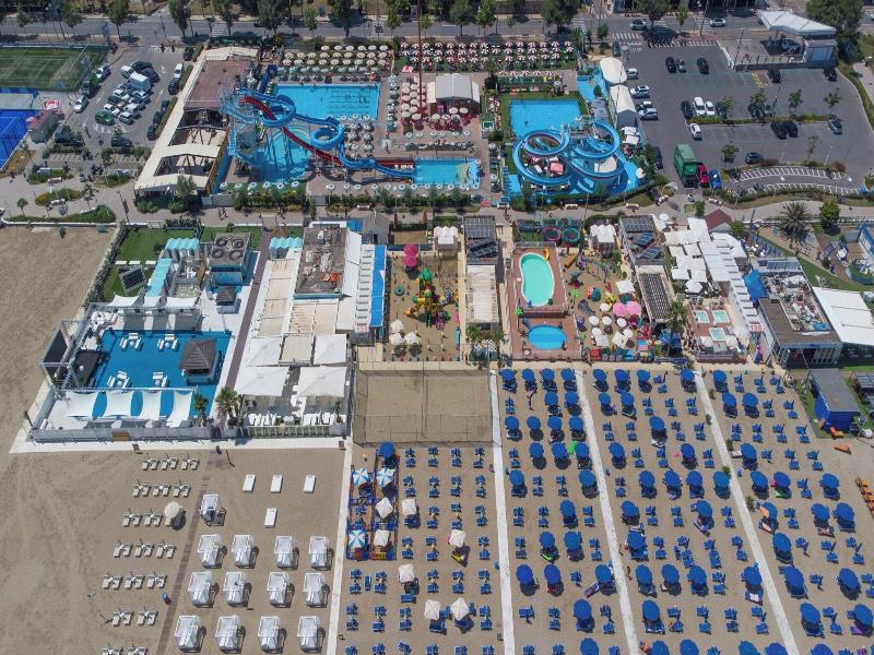 Hotel Mimosa image