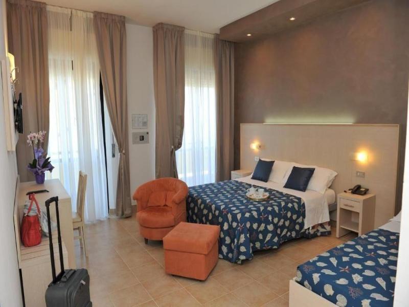 Hotel Mimosa image