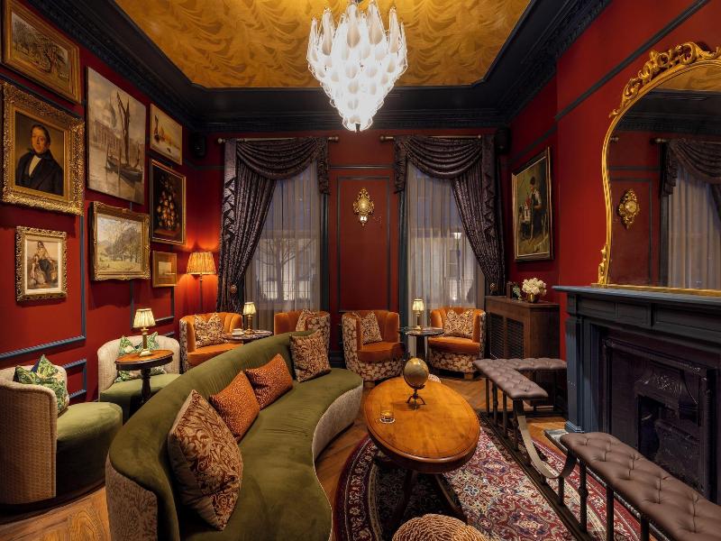 Bertrand S Townhouse image