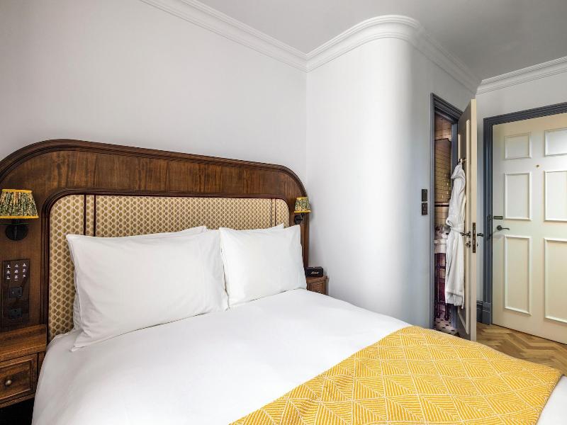 Bertrand S Townhouse image