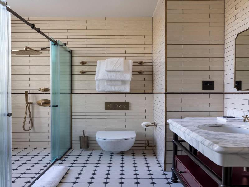 Bertrand S Townhouse image