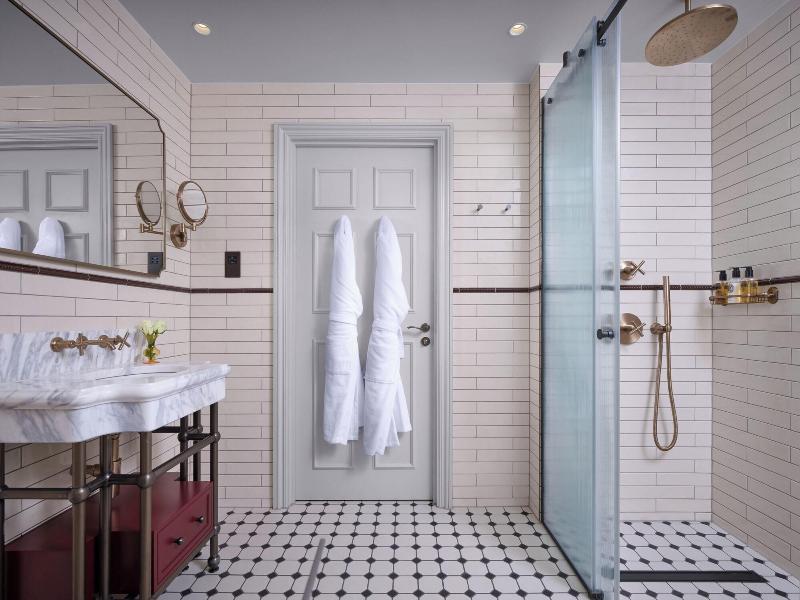 Bertrand S Townhouse image