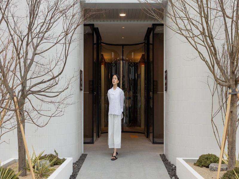 Anook Resort Spa Busan Haeundae image
