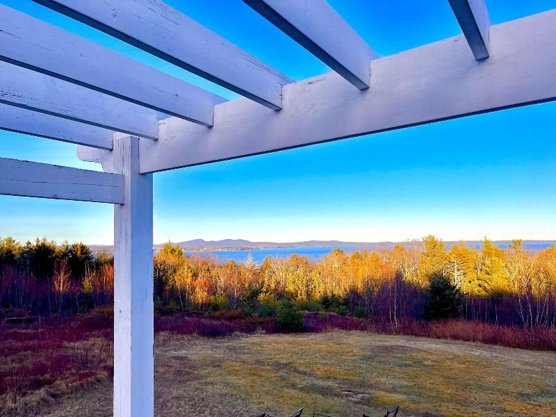 Acadia Ocean View Hotel