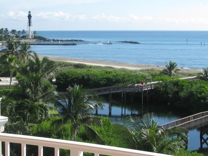 Canada House Pompano Beach