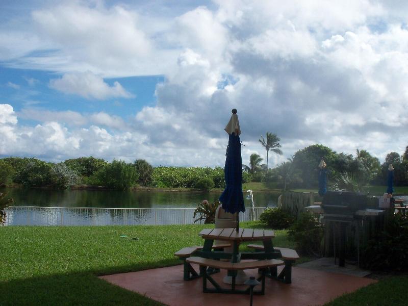 Canada House Pompano Beach image