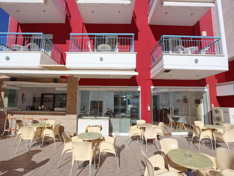 Summer Dream Hotel — general view