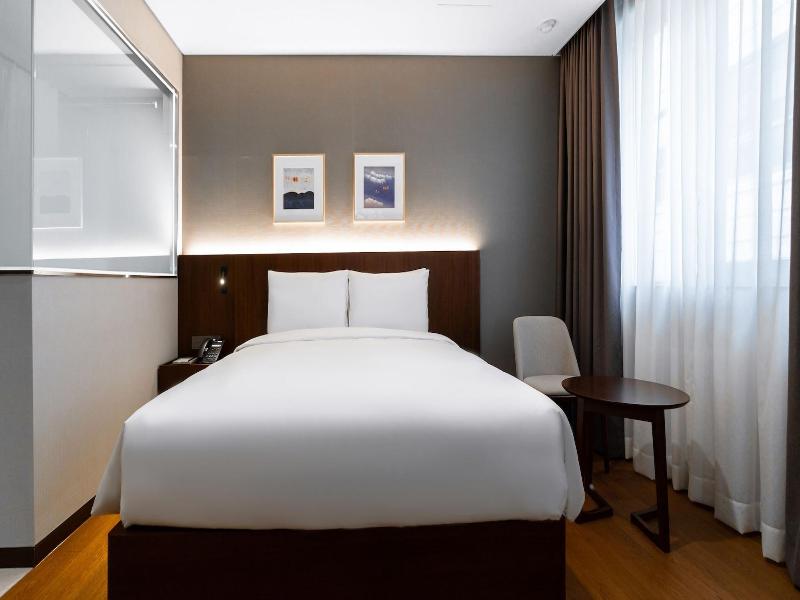 The Prima Hotel Jongno image