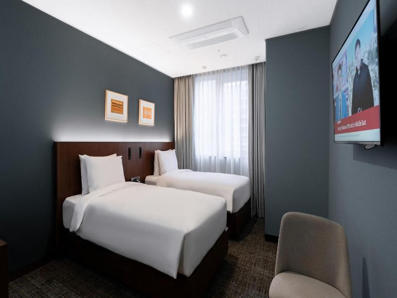 The Prima Hotel Jongno image