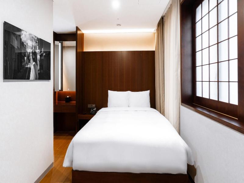 The Prima Hotel Jongno image
