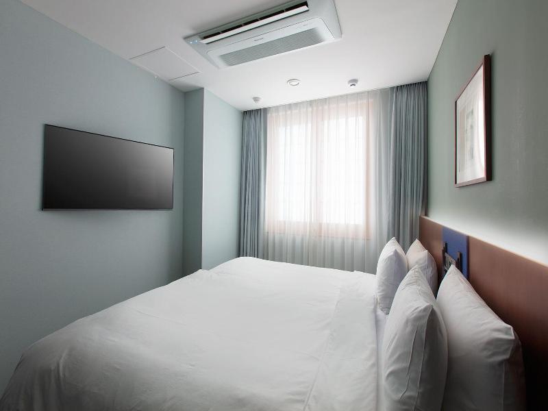 The Prima Hotel Jongno image