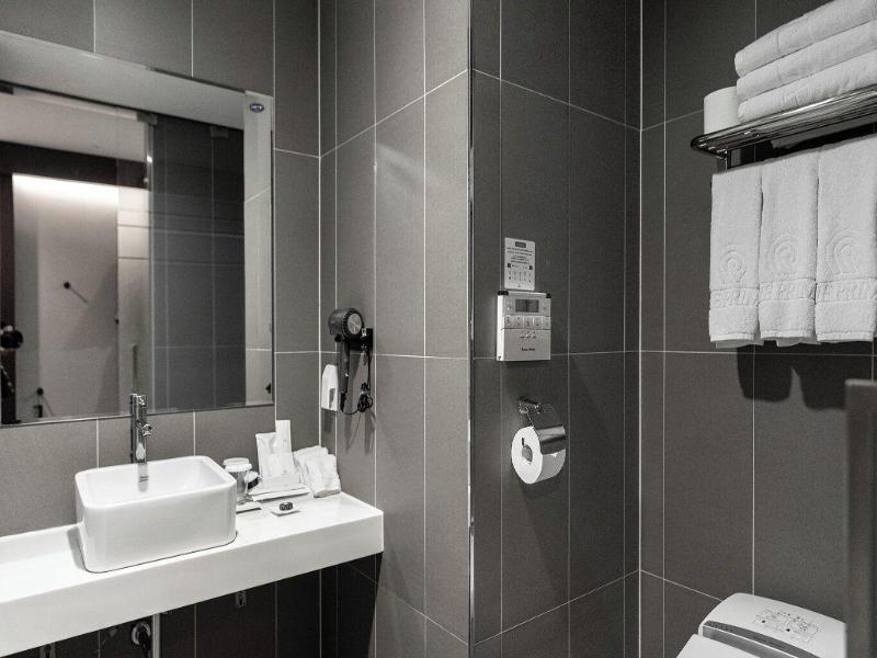 The Prima Hotel Jongno image