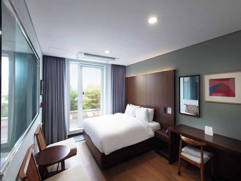 The Prima Hotel Jongno image