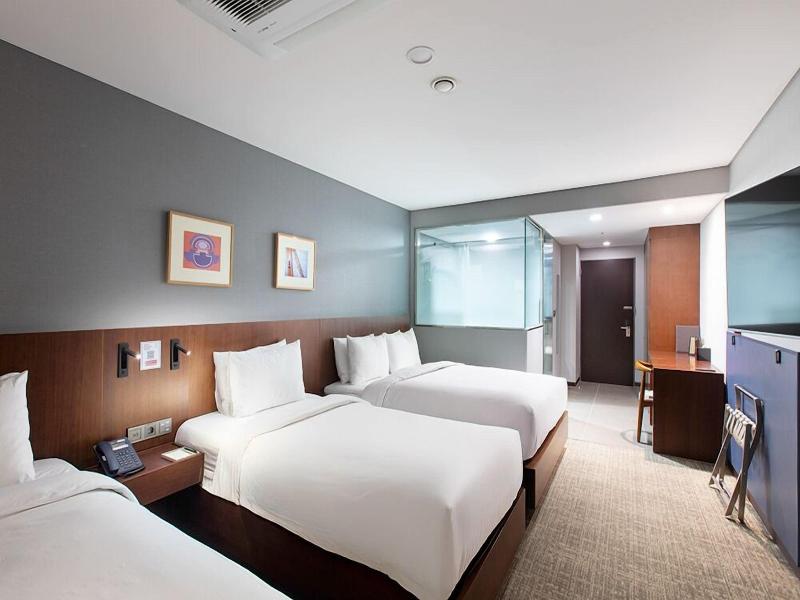 The Prima Hotel Jongno image