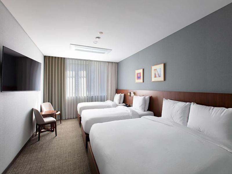 The Prima Hotel Jongno image