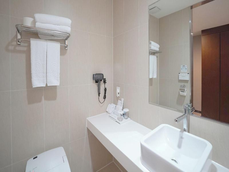 The Prima Hotel Jongno image