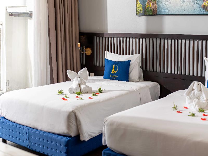 D'lioro Hotel And Resort image