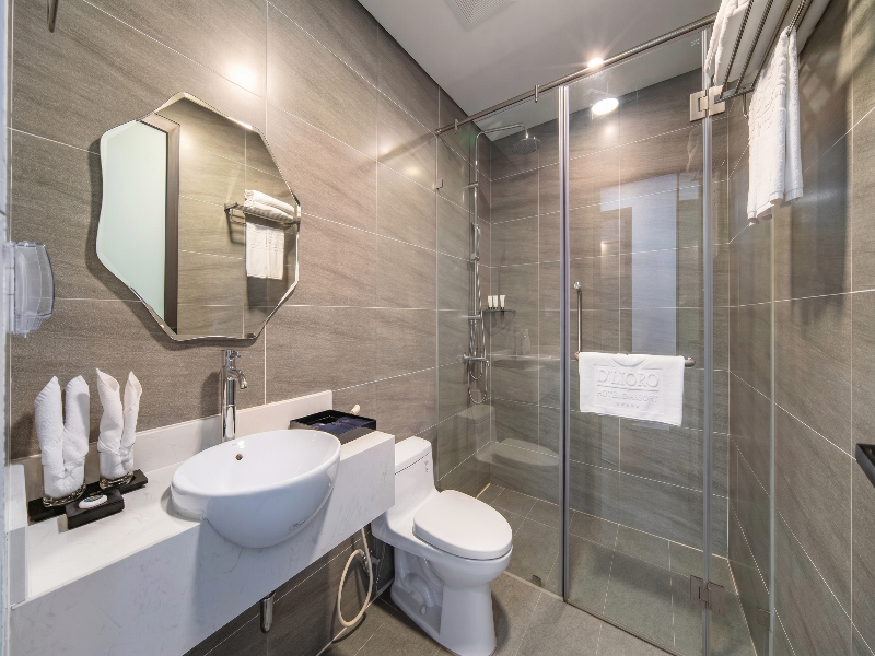 D'lioro Hotel And Resort image