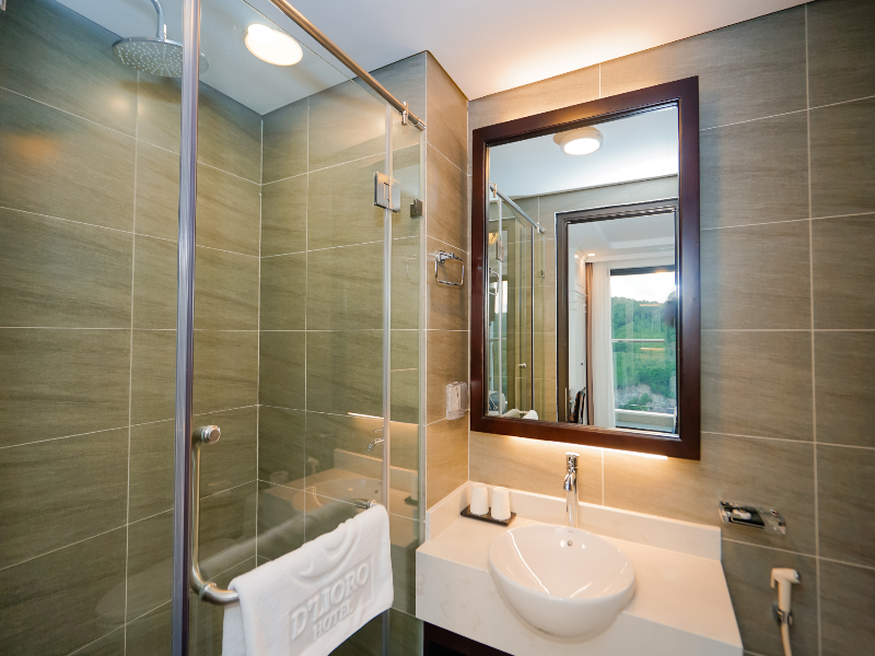 D'lioro Hotel And Resort image