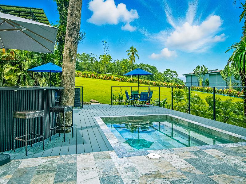 Junglo Resort & Spa image