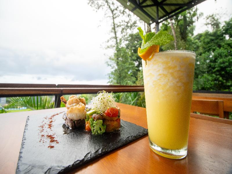 Junglo Resort & Spa image