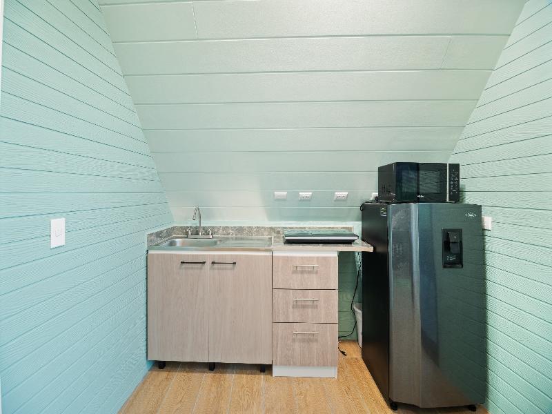 Junglo Resort & Spa image