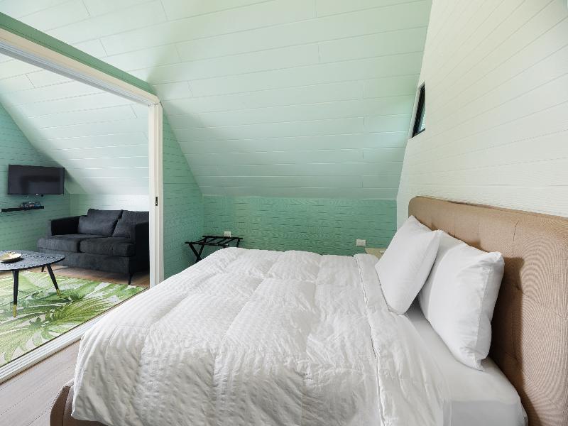 Junglo Resort & Spa image