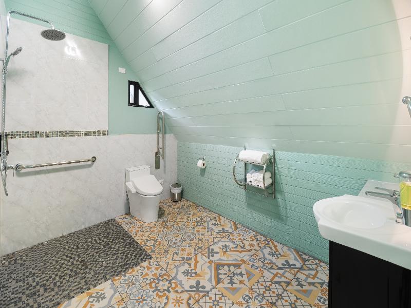 Junglo Resort & Spa image