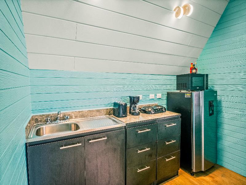 Junglo Resort & Spa image