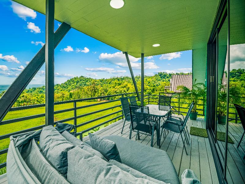Junglo Resort & Spa image