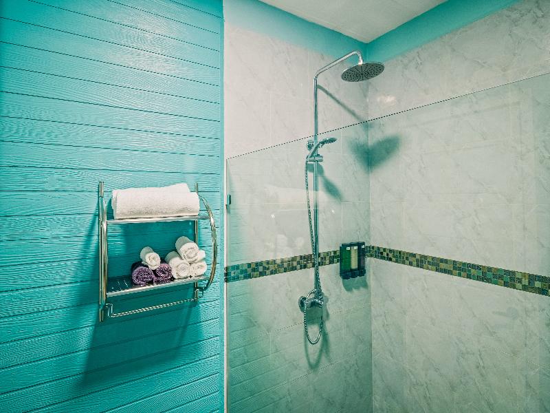 Junglo Resort & Spa image