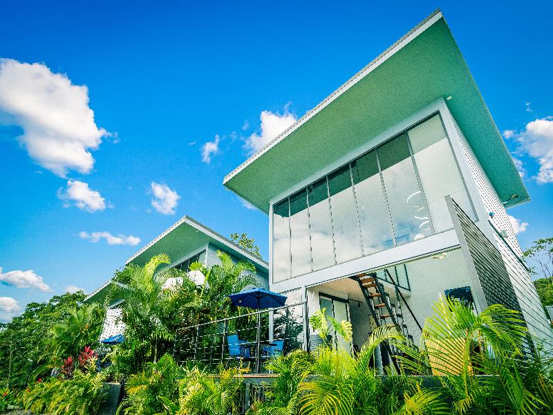 Junglo Resort And Spa image