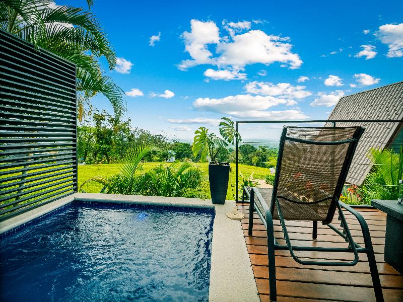 Junglo Resort And Spa image
