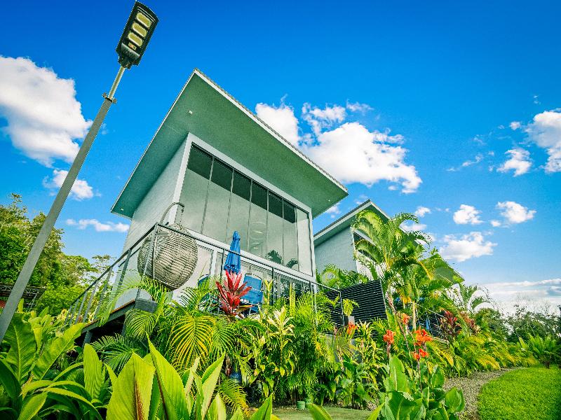 Junglo Resort And Spa image