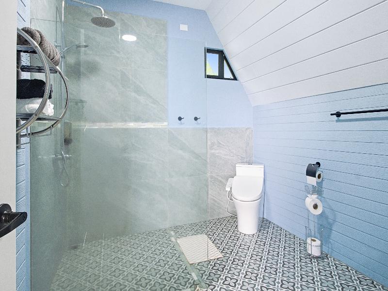 Junglo Resort And Spa image