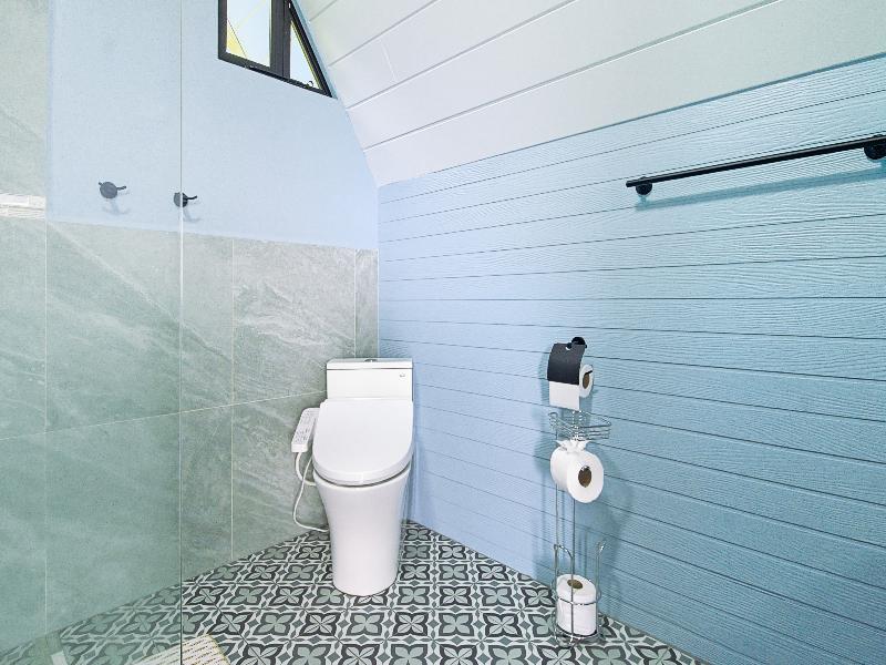 Junglo Resort And Spa image