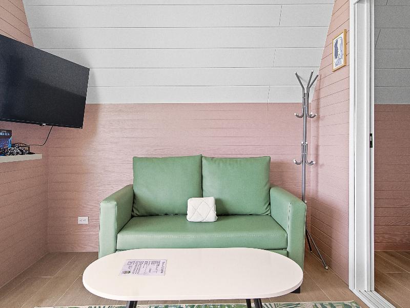 Junglo Resort And Spa image