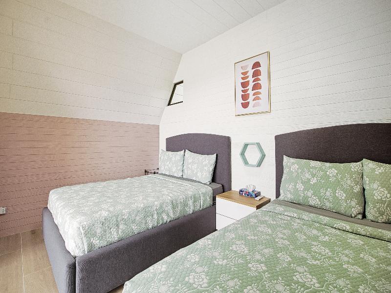 Junglo Resort And Spa image