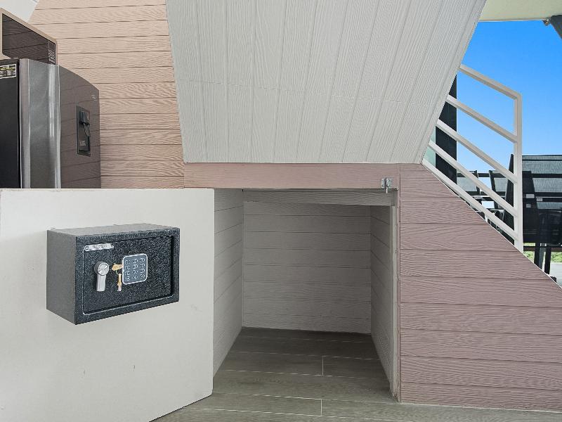 Junglo Resort And Spa image